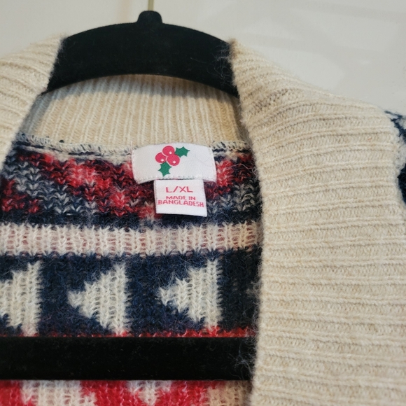 Reindeer Cardigan Sweater Size L/XL - Picture 4 of 6